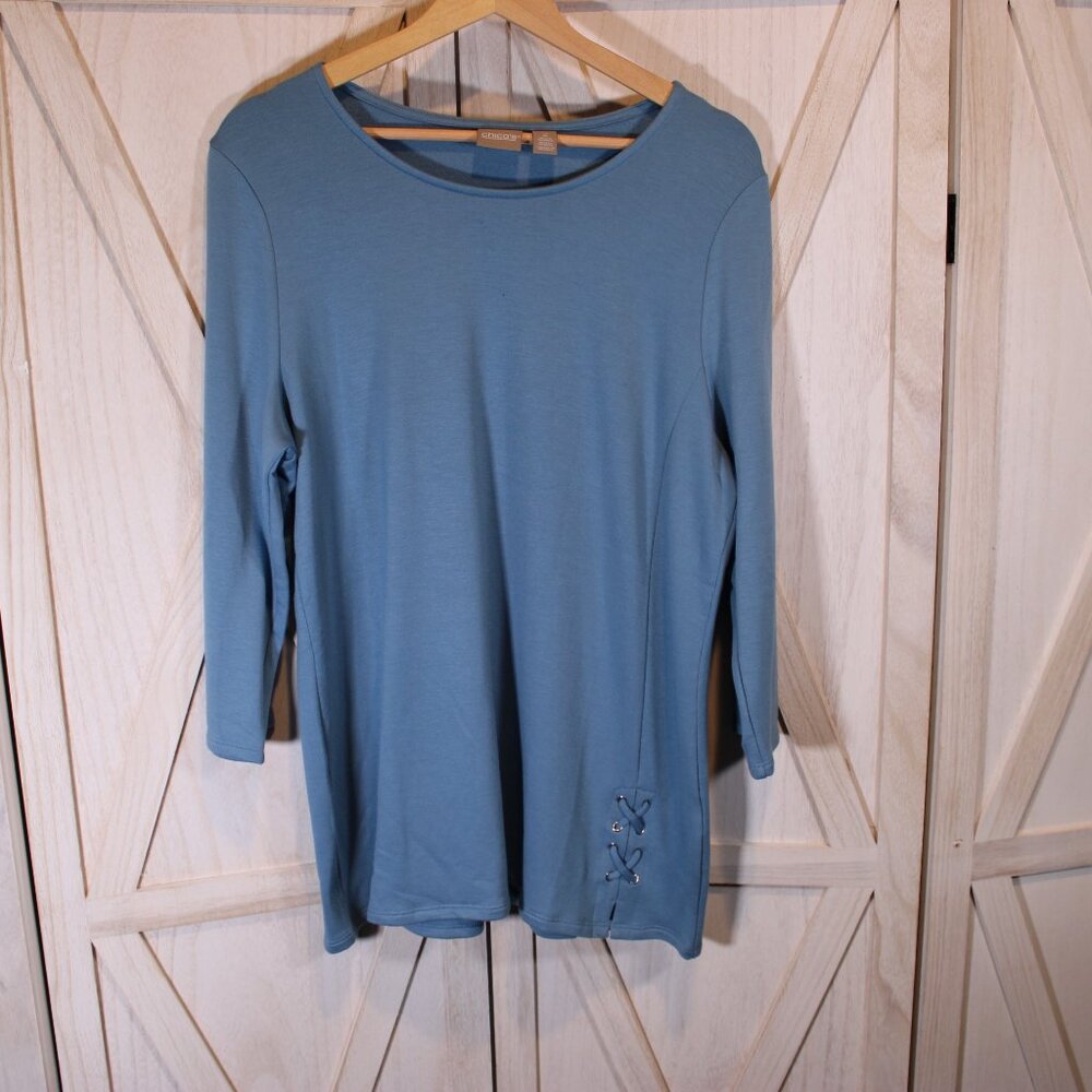 Chico’s Blue Lightweight Top Size 2